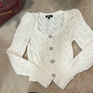 EXPRESS BEAUTIFUL SWEATER!! Perfect for the holidays!!